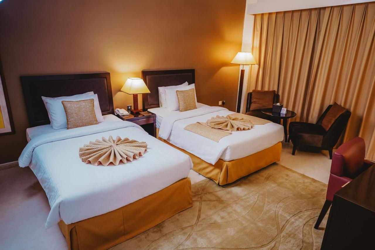 Villaggio Hotel Абу-Дабі Екстер'єр фото