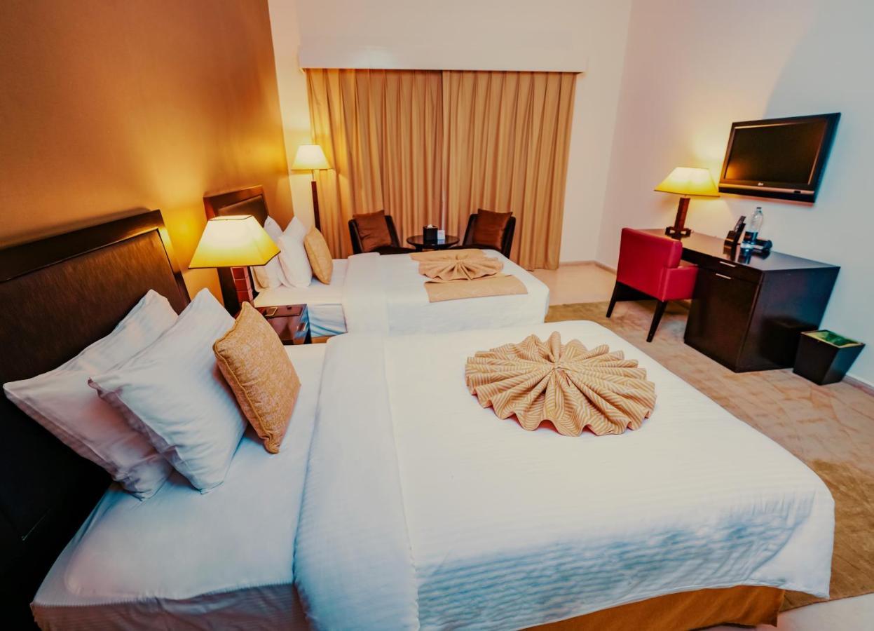 Villaggio Hotel Абу-Дабі Екстер'єр фото
